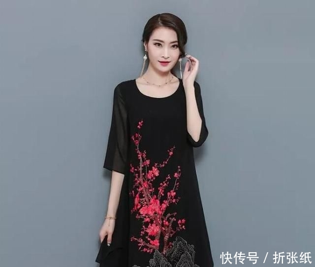 「印花雪纺连衣裙」春天嘛,就是要穿飘逸的雪纺连衣裙啊