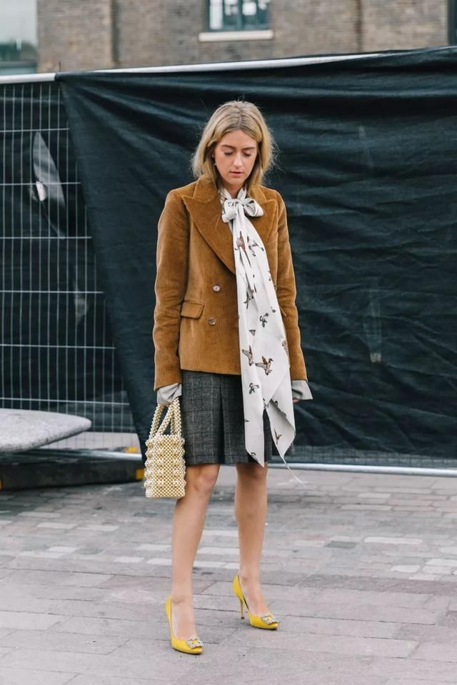 『女生』这4个单品每个女生都有,但80不知道可以这么搭