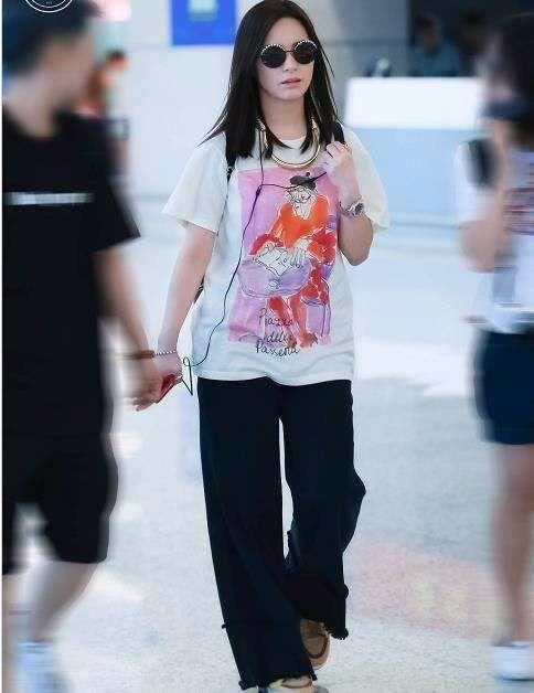 阿娇长得好看，只是衣品堪忧，一点长进也没有!