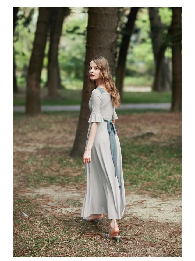 时装搭配ifashion｜集美貌于一身，可以称为直男斩的小裙纸