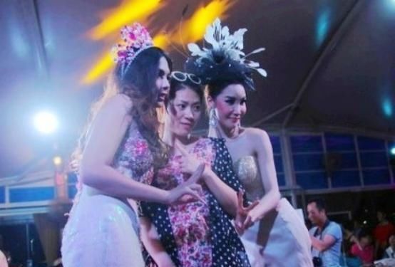 泰国酒吧的“摇铃铛”, 到底有着什么用处? 导游: 尽量不要碰