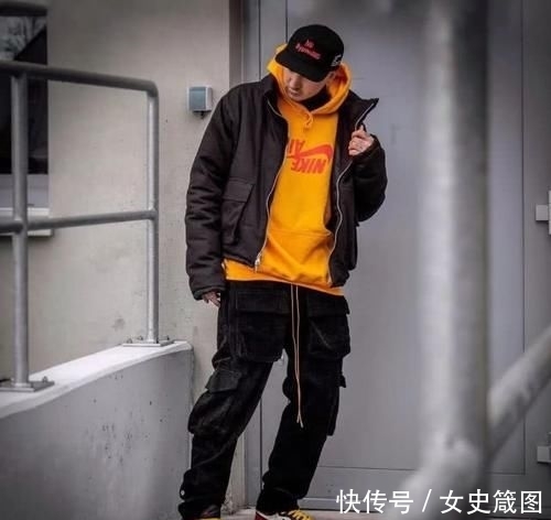 【卫衣】连帽卫衣颜色选得好,造型个性又时髦!这4种颜色就是很好的选择