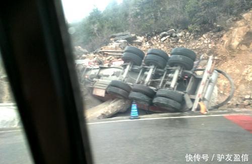 川藏线一路风景连成一片, 为什么总是车祸不断?