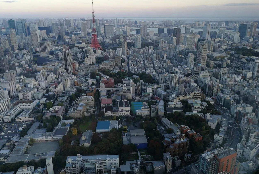 在日本，为何有钱人都是住公寓，穷人反而住别墅？今天总算知道了