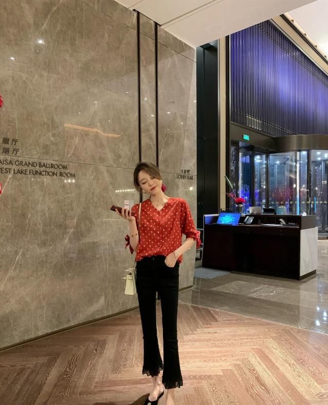  『风采』溫柔俏丽的春天穿搭示范性，谁还并不是风采小女子？穿没错赚足复购