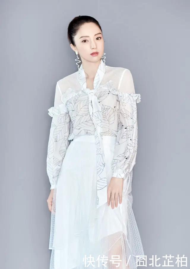 『网纱裙』卸下繁重服饰,2020流行的6种纱裙穿搭,你遗漏了哪种?