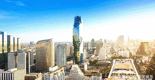 泰国耗资46亿第一高楼,建成后遭众人吐槽,一到晚上却格外亮眼