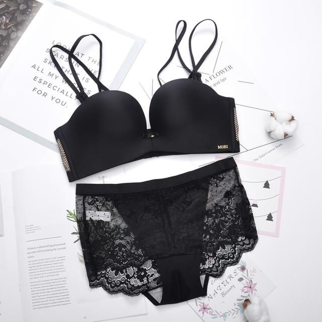 女人小物件大有讲究，跨越迷人线条，让你穿衣更好看