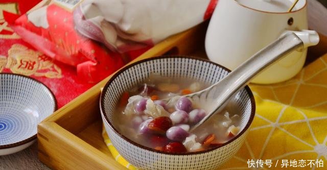  「女人」秋燥吃什么养人8道好汤好粥，聪明女人都爱吃，皮肤光滑似冻龄