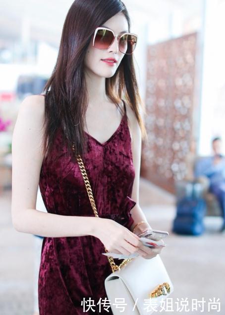 大嘴“何仙姑”古典长裙尽显九头身比例，国人心目中女神标准