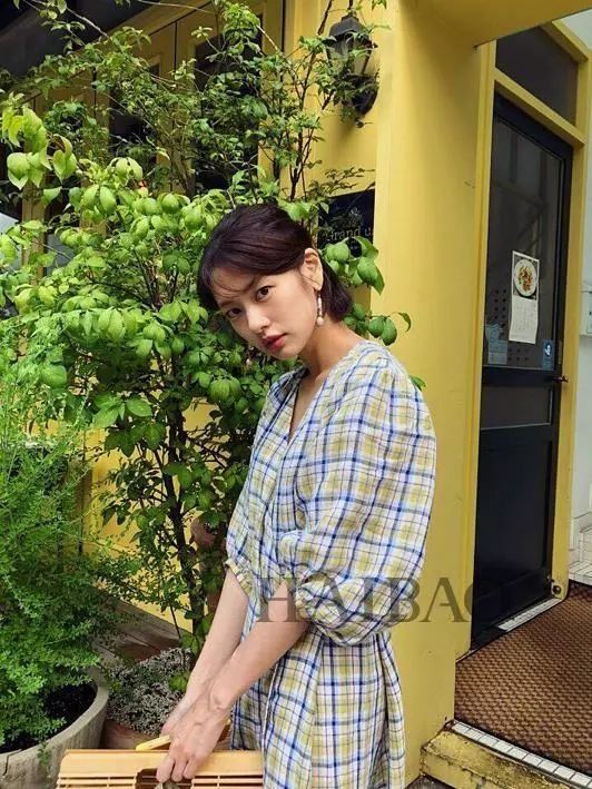 惊呆| 奔3的她被叫“韩版马思纯”!私下穿衣更是不简单…