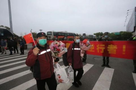  支援@福建援宜支援队疾控组今早凯旋！