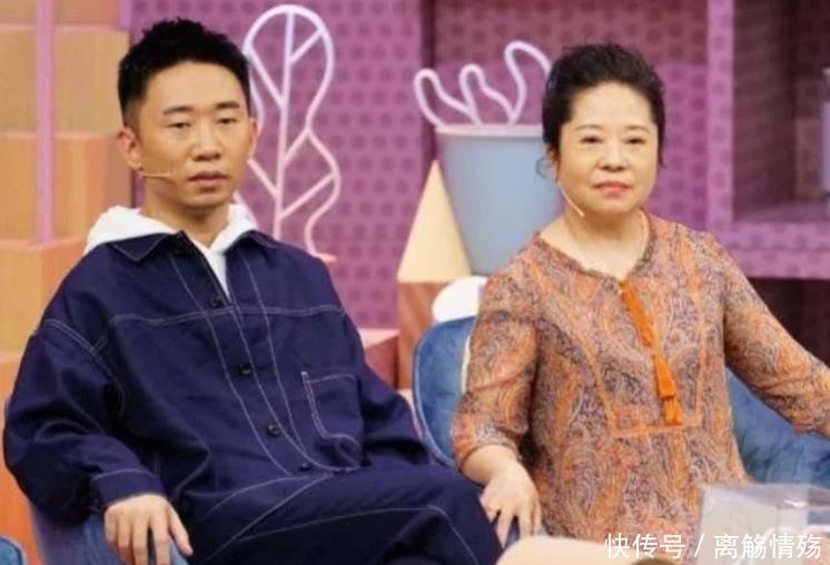 大众:“大众脸”杨迪有个漂亮妹妹,同一个母亲生的,为何差距这么大!
