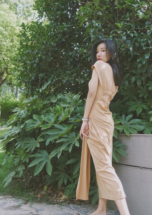 『迪色系』最适合亚洲人肤色的莫兰迪色,优雅还高级,这么搭配颜色更迷人