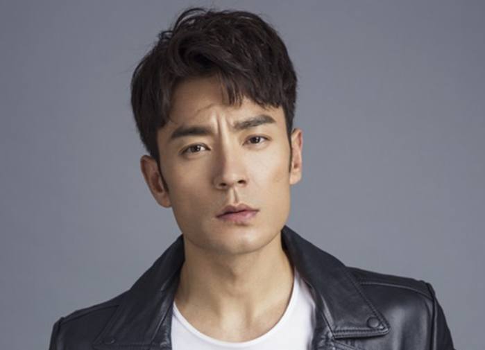 男星被蚊子叮咬后整个剧组停工，这蚊子是变异了吗？