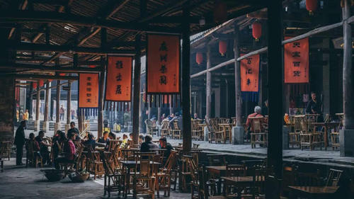 四川的安宁小镇,生活并不富裕但异常清闲,仿佛回到了古代!