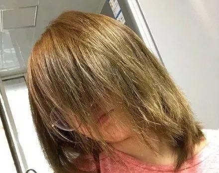  理发@千万不要自己在家染发！别怪没提醒你，否则后悔都来不及了......