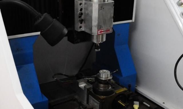 突发！查获广州三吨高仿表立即销毁，致使瑞士亏损十亿的高仿表