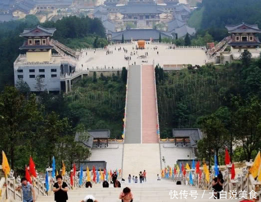 这座食宿全免的寺庙有一种人却不能进？网友：虽然严苛却能接受！