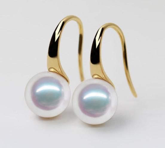 心理测试：你最喜欢哪一款耳环，测试你长着一张什么脸