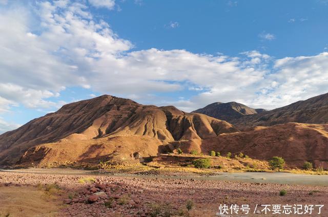 『金沙江』昆明户外活动爱好者最喜欢的地方之一,元谋江边乡天然沙滩