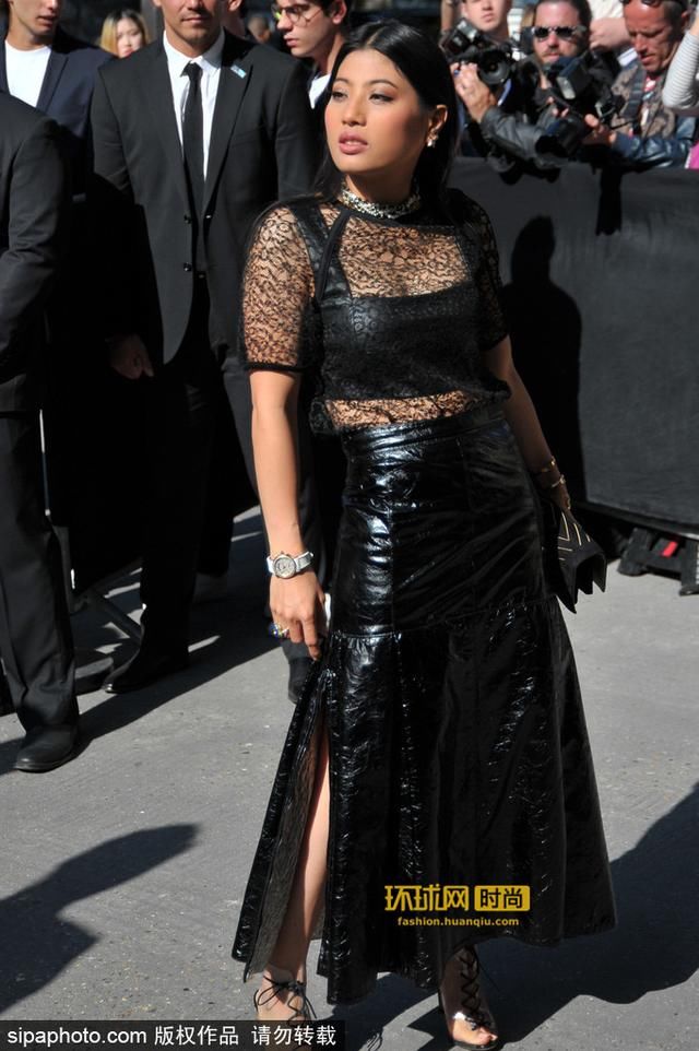 看腻了美颜大长腿 这位混时尚圈的泰国公主也算画风奇特了