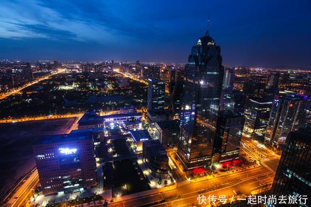 突破历史！中国万亿GDP城市再添两名新成员，谁的实力更强？