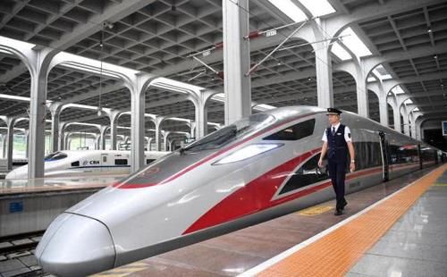  加利福尼亚@我国高铁里程将突破35000公里，为何美国进展缓慢？