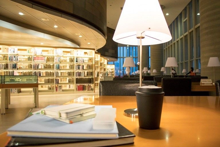 免费查重网站:写摘要的五个要素是什么