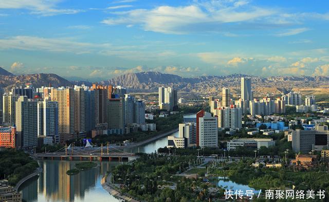 新疆喀什的政治地位与深圳相当, 未来超越库尔勒, 成南疆经济中心