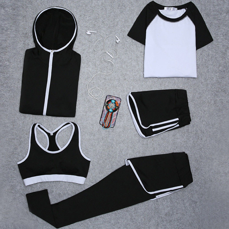 女人穿上这些衣服，瞬间爱上健身!去健身房养颜很吸晴