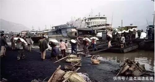 回顾80年代的中国百姓生活老照片