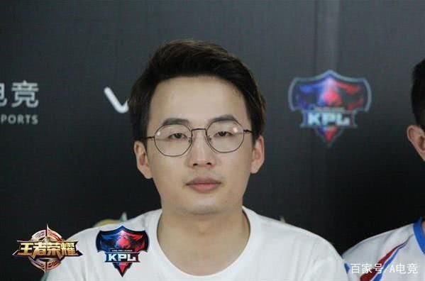 骚白“代打”事件真相大白，当事人公开道歉：永久退出直播界！