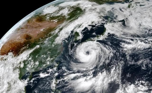 利奇马带来了巨量降水，但罗莎台风雨更大，日本局部将超1000毫米