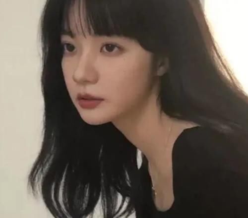  皮肤■女生睡前坚持做好这3个“好习惯”，你会离素颜女神越来越近！