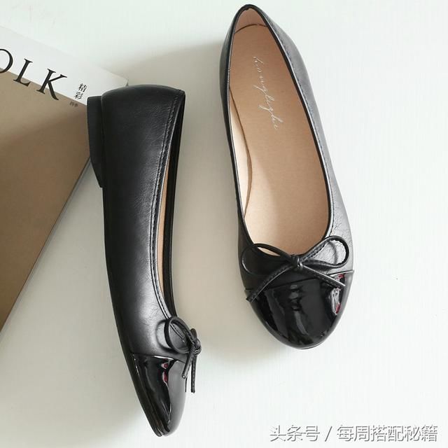 一步跨越时尚区，你需要的平底战鞋