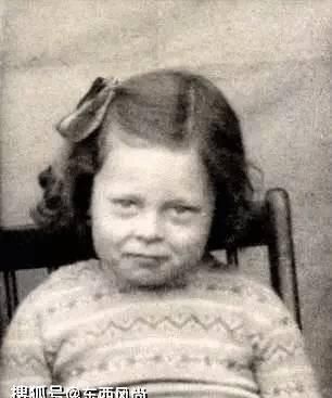 #封为#79岁“西太后”,曾经被封为“朋克教母”,是时尚女魔头鼻祖之一