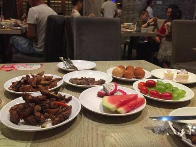 杜海涛的餐厅出事了!7名顾客反映吃后腹泻，杜海涛发声明回应!