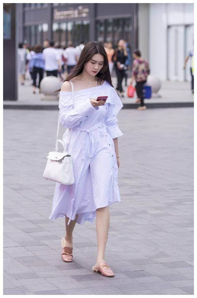 街拍：当我看到图4小姐姐时，其他人都入不了我的眼了！