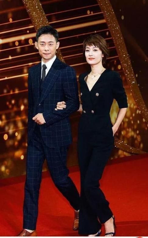 当马伊琍和俞飞鸿同穿连体裤，终于见识了高级脸的最高级形式！