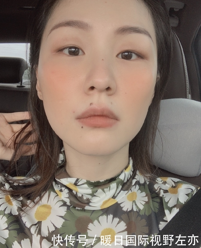 『紧身衣』金婧不愧是身材最好的喜剧演员，当她穿上紧身衣，谁看了不服气？