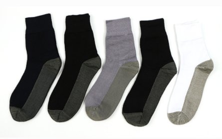 做个温雅的型男,小细节也不要错过袜子也要时尚帅气