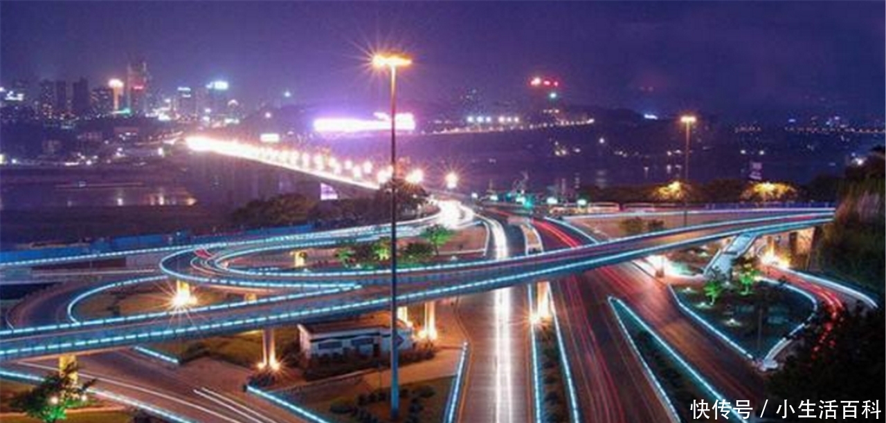 四川成都和重庆的真正关系，与外人所想的与众不同，当地人这样说