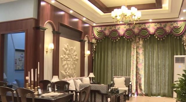  「打造」美女花20万打造300㎡别墅，1月装完即装既住，让500家邻