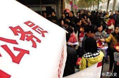 “公务员”改革基层公务员晋升有变化，这2项需要我们知道！