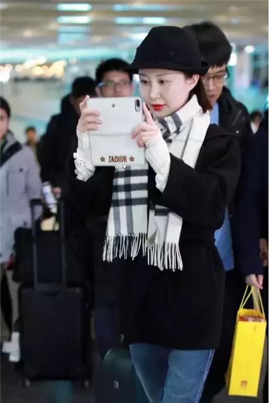 女演员们撩倒男神，全靠这个“妆”!