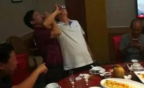  「助于」56岁男子，突发脑溢血，抢救后偏瘫，这东西再好喝也少碰