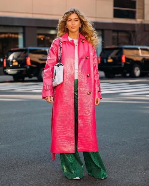  「色彩」黑白灰可以出局了！色彩玩家玩转撞色搭配，让穿搭不再单调！