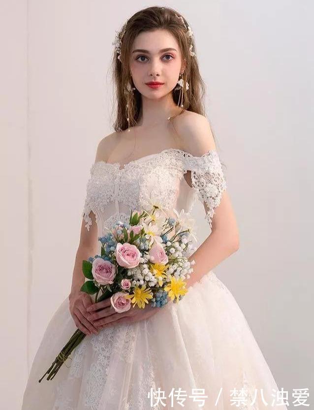  「婚纱」DIY手工珠绣：穿上典雅珠绣婚纱，体验宫廷般的奢华！
