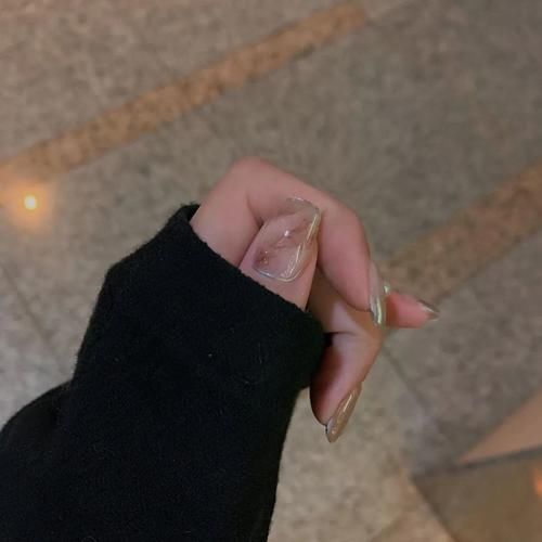 『适合』Lisa是什么神仙女孩!同款美甲也太好看了吧?!